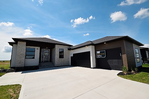 Photos by Todd Lewys / Free Press
A brand new model, the 1,870 sq. ft. Avery features an inspired design that offers a perfect blend of modern-rustic style and function.