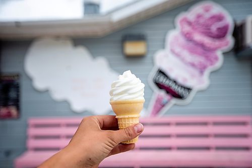 MIKAELA MACKENZIE / FREE PRESS

A kid&#x573;-sized vanilla soft-serve cone at the Kiln drive-in in Stonewall on Tuesday, June 25, 2024.

For summer slices story.

