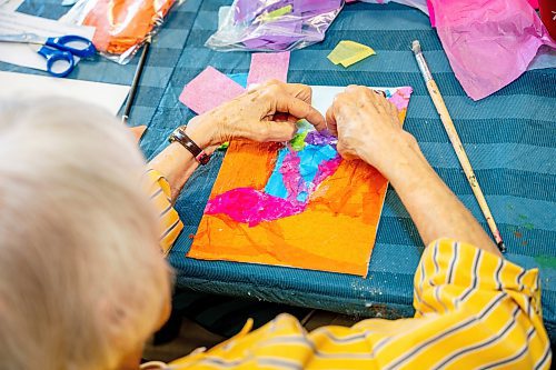 NIC ADAM / FREE PRESS
Vera Hrycenko at the Stroke survivors in the Stroke Recovery Association of Manitoba&#x2019;s art class making tissue paper art on Wednesday morning.
240626 - Wednesday, June 26, 2024.

Reporter: Thandi