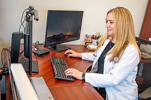 NIC ADAM / FREE PRESS
Dr. Ainslie Mihalchuk, incoming registrar for the College of Physicians and Surgeons in her office on Wednesday afternoon.
240626 - Wednesday, June 26, 2024.

Reporter: Kevin Rollason