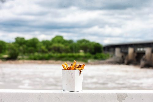 MIKAELA MACKENZIE / FREE PRESS

Skinners&#x560;fries at the St. Andrews Camr Curtain Bridge Dam on Tuesday, June 25, 2024.

For summer slices story.

