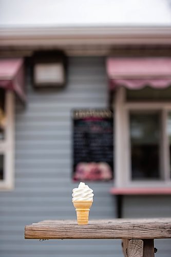 MIKAELA MACKENZIE / FREE PRESS

A kid&#x573;-sized vanilla soft-serve cone at the Kiln drive-in in Stonewall on Tuesday, June 25, 2024.

For summer slices story.

