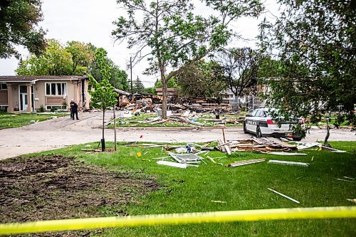 MIKAELA MACKENZIE / FREE PRESS

The rubble where a house exploded yesterday on Camrose Bay in Transcona on Thursday, June 27, 2024.

For &#x460;story.

