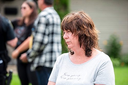 MIKAELA MACKENZIE / FREE PRESS

Neighbour Mary Ann Lariviere speaks to the Free Press near the rubble where a house exploded yesterday on Camrose Bay in Transcona on Thursday, June 27, 2024.

For &#x460;story.

