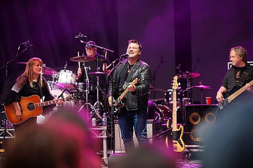 The Great Canadian Roadtrip featuring Doc Walker, Michelle Wright and Jason McCoy perform for fans on the mainstage at Dauphin’s Countryfest on a cool Friday evening. (Tim Smith/The Brandon Sun)