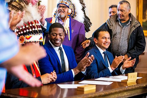 MIKAELA MACKENZIE / FREE PRESS

Premier Wab Kinew applauds after a signing ceremony between three First Nations and the province of Manitoba at the Manitoba Legislative Building on Friday, June 28, 2024.

For Martin Cash story.

