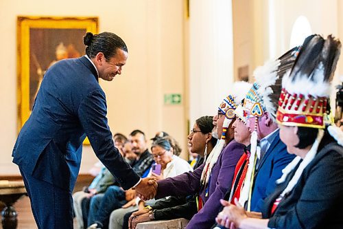 MIKAELA MACKENZIE / FREE PRESS

Premier Wab Kinew shakes hands with chiefs during a signing ceremony between three First Nations and the province of Manitoba at the Manitoba Legislative Building on Friday, June 28, 2024.

For Martin Cash story.

