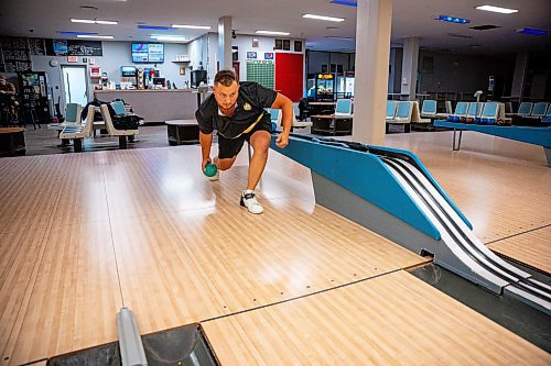 NIC ADAM / FREE PRESS
Dwayne Gelardi plays some five pin at Rossmere Lanes Friday afternoon. He will be competing in the national five-pin masters championship next week. 
240628 - Friday, June 28, 2024.

Reporter: Josh