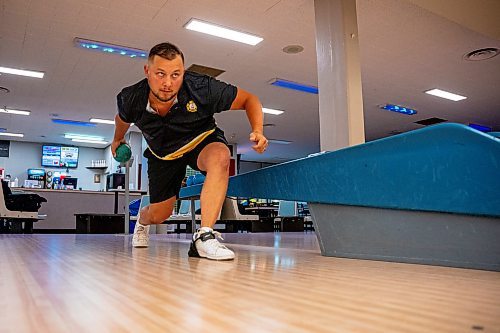 NIC ADAM / FREE PRESS
Dwayne Gelardi plays some five pin at Rossmere Lanes Friday afternoon. He will be competing in the national five-pin masters championship next week. 
240628 - Friday, June 28, 2024.

Reporter: Josh