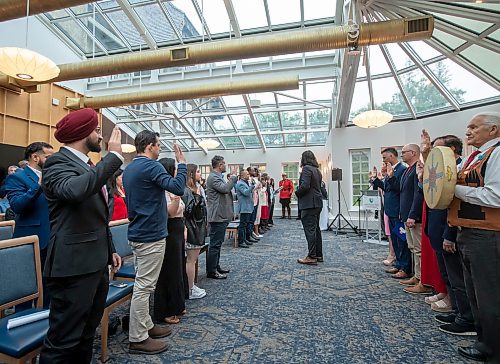 BROOK JONES / FREE PRESS
A CanadIan citizenship ceremony was hosted on Canada Day at the Pavilion at Assiniboine Park in Winnipeg, Man., Monday, July 1, 2024. Pictured: Twenty-eight people from 12 countries took the oath of citizenship.