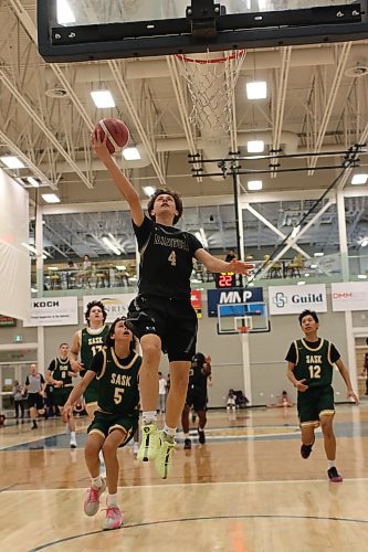 Manitoba's Daniel Rom goes for a breakaway layup against Saskatchewan in their 15U Prairie Cup basketball game at the Healthy Living Centre on Sunday. (Thomas Friesen/The Brandon Sun)