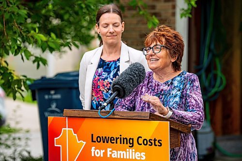 NIC ADAM / FREE PRESS
Electric vehicle owner Shelley Kowalchuck speaks to press about Manitobas new electric vehicle rebate program in front of her home on Tuesday.
240702 - Tuesday, July 02, 2024.

Reporter: Martin Cash