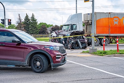 NIC ADAM / FREE PRESS
WPS at the scene of a serious motor vehicle collision on Lagimodiere Blvd and E Mint Pl that occurred around 10:20 on Friday morning. A woman was sent to hospital and is now in critical condition police say.
240705 - Friday, July 05, 2024.

Reporter: ?