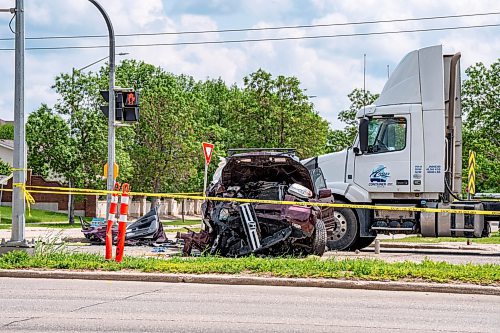 NIC ADAM / FREE PRESS
WPS at the scene of a serious motor vehicle collision on Lagimodiere Blvd and E Mint Pl that occurred around 10:20 on Friday morning. A woman was sent to hospital and is now in critical condition police say.
240705 - Friday, July 05, 2024.

Reporter: ?