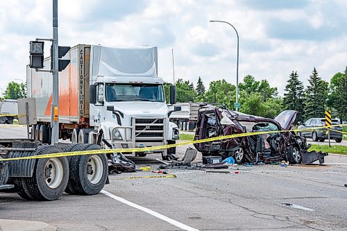 NIC ADAM / FREE PRESS
WPS at the scene of a serious motor vehicle collision on Lagimodiere Blvd and E Mint Pl that occurred around 10:20 on Friday morning. A woman was sent to hospital and is now in critical condition police say.
240705 - Friday, July 05, 2024.

Reporter: ?