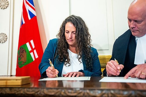 MIKAELA MACKENZIE / FREE PRESS

Carla Compton is sworn in as the new NDP MLA for Tuxedo at the Manitoba Legislative Building on Monday, July 8, 2024. 

For Carol story.

