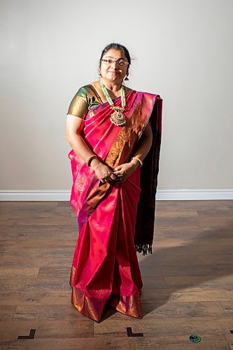 BROOK JONES / FREE PRESS
BRT Dance Academy is the only dance school in Manitoba specializing in Bharatanatyam, which is an ancient south Indian dance that originated in Tamil Nadu. Dancers were pictured at the dance academy in Winnipeg, Man., Saturday, June 15, 2024. PIctured: BRT Dance Academy dance instructor Shylaja Ramprasath.