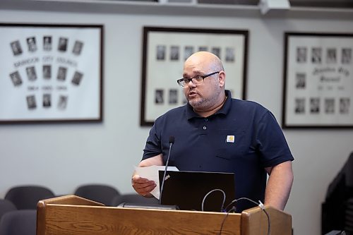 Miles Crossman speaks in opposition to proposed zoning bylaw changes at Monday's Brandon City Council meeting. (Colin Slark/The Brandon Sun)