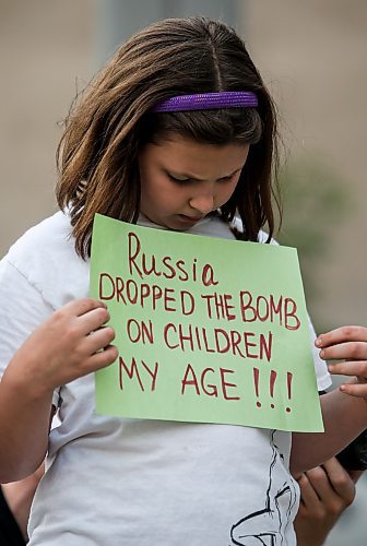 JOHN WOODS / FREE PRESS
Ukraine supporters gather at the corner of portage and Notre Dame for a rally in Winnipeg Tuesday, July 9, 2024. 

Reporter: ?