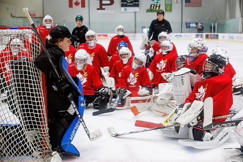 MIKE DEAL / FREE PRESS
Olympian and goaltender for PWHL Toronto, Kristen Campbell, on the ice Wednesday morning at the Hockey for All Centre, during her Kristen Campbell Elite Goaltending Camp.
See Mike Sawatzky story
240710 - Wednesday, July 10, 2024.