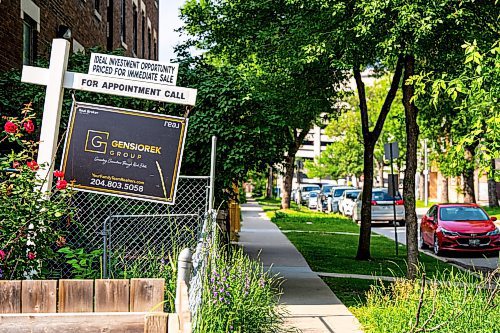 NIC ADAM / FREE PRESS
A for sale sign along Toronto St. in Daniel McIntyre. Re/Max Canada has named Daniel McIntyre one of Canada&#x2019;s most liveable neighbourhoods in its 2024 Liveability Report.
240710 - Wednesday, July 10, 2024.

Reporter: ?