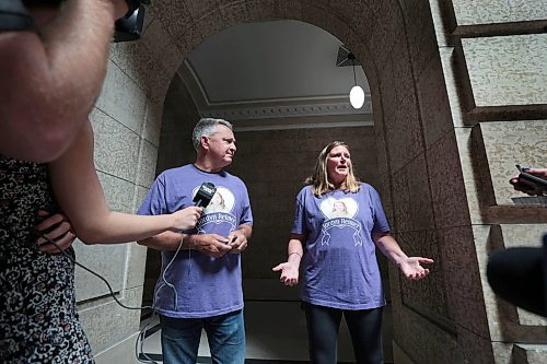 Karen and Doug Reimer said they were shocked and angry after their meeting with Justice Minister Matt Wiebe. (Ruth Bonneville/Winnipeg Free Press)