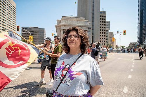 BROOK JONES / FREE PRESS
Winnipeg resident Jessica Courchene, who is from Sagkeeng First Naiton, is pictured following a round dance at the intersection of Portage Avenue and Main Street in Winnipeg, Man., on the afternoon of Thursday, July 11, 2024. The round dance was organized following the announcement that a judge ruled serial killer Jeremy Anthony Michael Skibicki is criminally responsible for slaying four indigenous women in Winnipeg in early 2022.