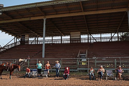 12072024
An advanced barrel racing clinic led Shannon Kerr, a horse trainer and barrel racer living in Brazil, takes place at the Austin Stampede grounds on a scorching hot Thursday.  Before arriving in Manitoba, Kerr led clinics in Saskatchewan, Alberta and BC. (Tim Smith/The Brandon Sun)