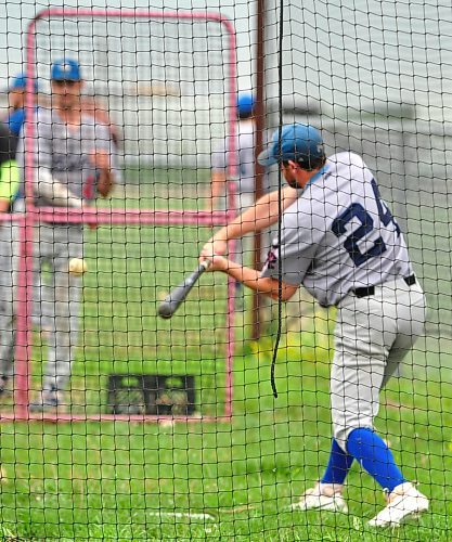 Prior to his team's game against the host Elkhorn Expos Sunday night, Drew Birss (24) and his Oak River Dodgers teammates spent time in the Elkhorn batting cage. This extra hitting might have paid off for Birss, who went 2-for-3, with two runs scored and a double during his team's 8-3 win. (Jules Xavier/The Brandon Sun)