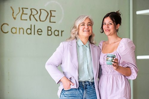 MIKAELA MACKENZIE / FREE PRESS

Dominika (left) and Zoe Dratwa, co-owners of Verde Plant Design (soon to be Verde Candle Bar), in their old space on Osborne Street on Monday, July 15, 2024. The company will undergo a transformation, turning from plant shop to candle-making bar, and will open on Academy Road this August.

For Gabby story.

