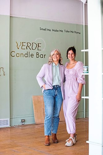 MIKAELA MACKENZIE / FREE PRESS

Dominika (left) and Zoe Dratwa, co-owners of Verde Plant Design (soon to be Verde Candle Bar), in their old space on Osborne Street on Monday, July 15, 2024. The company will undergo a transformation, turning from plant shop to candle-making bar, and will open on Academy Road this August.

For Gabby story.

