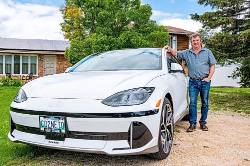 NIC ADAM / FREE PRESS
Kent Heinrich pictured alongside his 2024 Hyundai Ioniq 6 on Wednesday afternoon.
240717 - Wednesday, July 17, 2024.

Reporter: ?