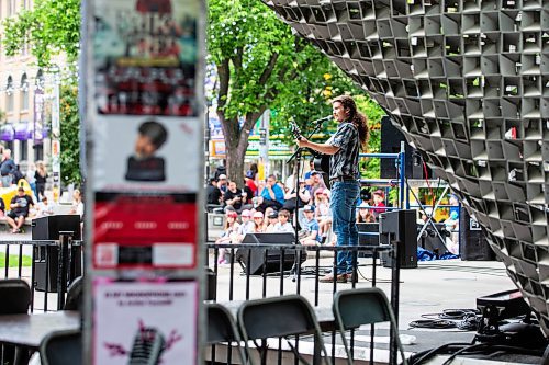 MIKAELA MACKENZIE / FREE PRESS

Fringe festival launches at Old Market Square with a set by musician Mitchell Makoons on Wednesday, July 17, 2024.

