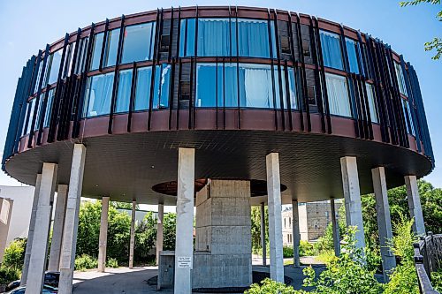 NIC ADAM / FREE PRESS
The UFO condo along Waterfront dr., which Holz built, pictured on Thursday.
240718 - Thursday, July 18, 2024.

Reporter: Aaron