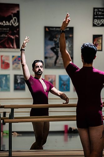 MIKAELA MACKENZIE / FREE PRESS

Royal Winnipeg Ballet dancer Stephan Azulay, who has recieved a promotion within the company, on Wednesday, July 17, 2024.

For Jen story.