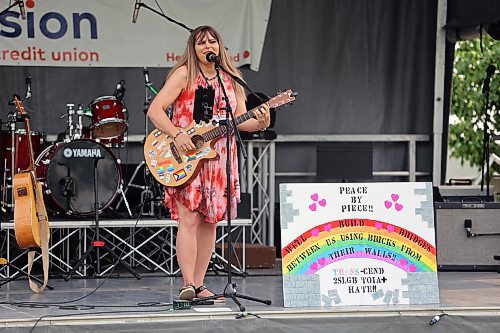 Local singer-songwriter Anastasia Jane opens day three of the Salamander Summer Music Festival at Rideau Park in Brandon on Sunday afternoon. (Colin Slark/The Brandon Sun)