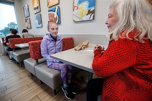 JOHN WOODS / FREE PRESS
Lorraine Ramsey and her daughter Karleigh, who has had Anorexia for years, are photographed at a local restaurant in Winnipeg Monday, July 22, 2024. Ramsey is upset because the province&#x573; eating disorder expert is recommending tube feeding for her daughter, but the province isn&#x574; doing it.

Reporter: kevin