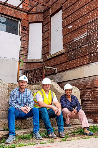 NIC ADAM / FREE PRESS
From left: Project manager Chris Wittig, UWCRC &amp; UWCRC 2.0 CEO Jeremy Read, and Senior project manager Daneeka Abon sit on the steps of Rubin Block Monday afternoon.
240722 - Monday, July 22, 2024.

Reporter: Matt
