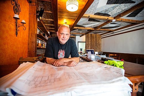 MIKAELA MACKENZIE / FREE PRESS

Darryl Friesen, owner/operator of King Cob Market Pub, in the under-construction space on Wednesday, July 24, 2024. 

For Jura story.