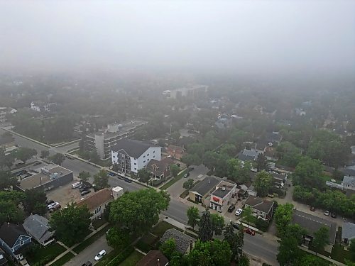 24072024
Fog hangs over Brandon on a humid Wednesday morning. Environment Canada predicts a high of 34 C today.
(Tim Smith/The Brandon Sun)