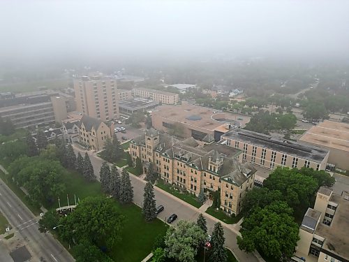 24072024
Fog hangs over Brandon on a humid Wednesday morning. Environment Canada predicts a high of 34 C today.
(Tim Smith/The Brandon Sun)