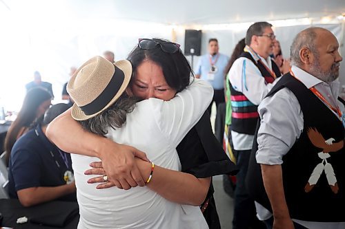 24072024
Assembly of Manitoba Chiefs Grand Chief Cathy Merrick celebrates after winning re-election to a second term as Grand Chief at the AMC 36th Annual General Assembly on Waywayseecappo First Nation Lands bordering Highway 10 just north of Brandon on Wednesday. (Tim Smith/The Brandon Sun)