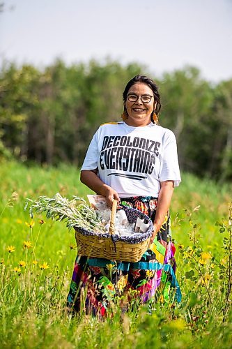 MIKAELA MACKENZIE / FREE PRESS

Dana Connolly, the creator of Mashkiki Garden Creations, at Assiniboine Forest on Thursday, July 25, 2024. She makes natural beauty and wellness products infused with Manitoba prairie plants.

For AV story.