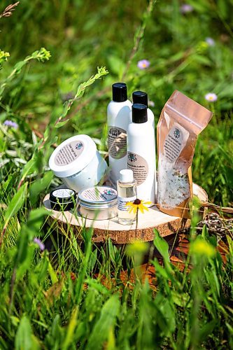 MIKAELA MACKENZIE / FREE PRESS

Mashkiki Garden Creations products at Assiniboine Forest on Thursday, July 25, 2024. These are natural beauty and wellness products infused with Manitoba prairie plants.

For AV story.