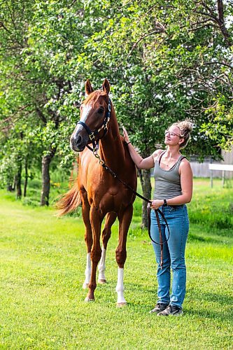 MIKAELA MACKENZIE / FREE PRESS

Groom Katie Morris with Manitoba Derby contender No Show No Call at the Assiniboia Downs on Friday, July 26, 2024. 

For George story.