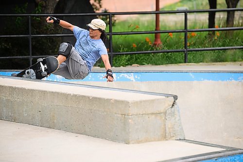 Mike Sudoma/Free Press
Eric Santiago enjoys a skate session at the bowl at the Forks Plaza skatepark in the Friday afternoon heat
July 26, 2024
