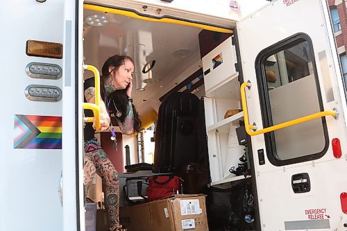 NICOLE BUFFIE / FREE PRESS

Tasha Masesar, a nurse who works on mobile clinic, spent her first day doling out food, wound care and STI tests to a steady stream of patrons. 