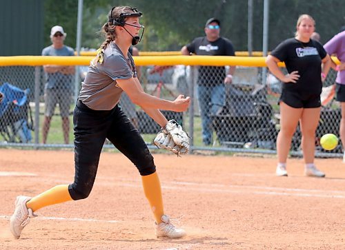 Parkland Power pitcher Chayse Paradis delvers to the plate during the final of Softball Manitoba’s U13 AA provincial championship against Central Charge-Smith held at Ashley Neufeld Softball Complex on Sunday. (Perry Bergson/The Brandon Sun)