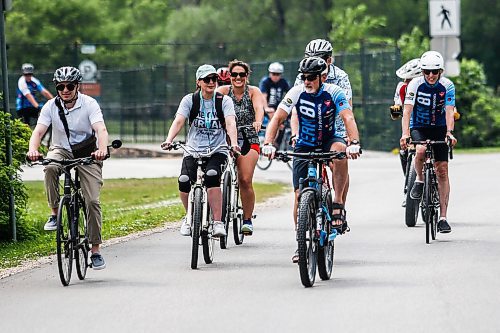 JOHN WOODS / FREE PRESS
Cyclists ride in the Team 81 - Ride For Parkinson&#x2019;s at Assiniboine Park Tuesday, July 30, 2024. Cyclists will ride across the province raising awareness and funds for Parkinson&#x2019;s disease.

Reporter: ?