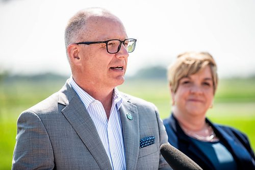 MIKAELA MACKENZIE / FREE PRESS

	
Mayor Scott Gillingham speaks to the media about the South Winnipeg Recreation Complex in Bridgwater on Tuesday, July 30, 2024. 

For Jordan story.